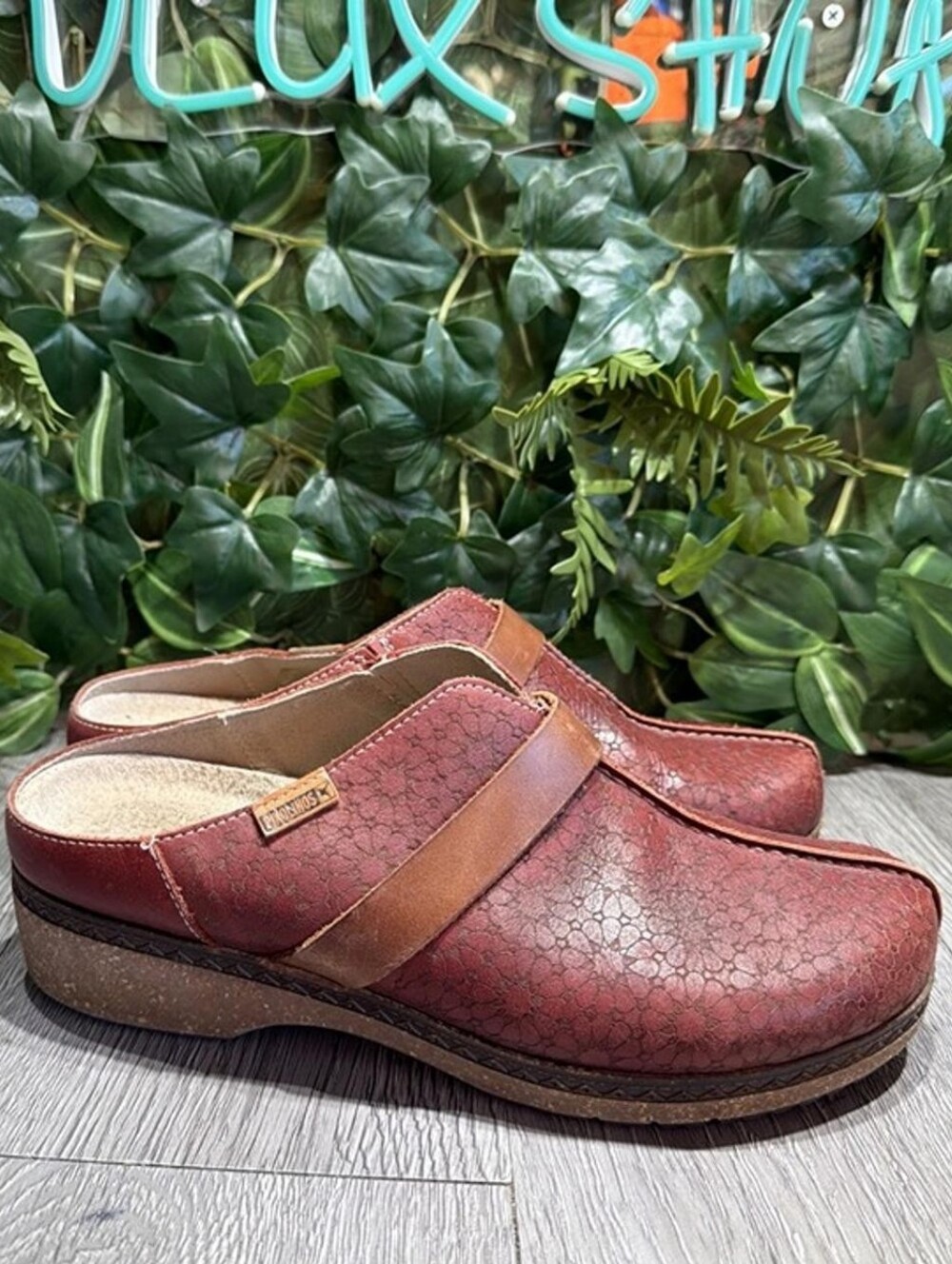 Pikolinos Women's Granada Mule Size 9 Red Leather Slip On Clog Shoe